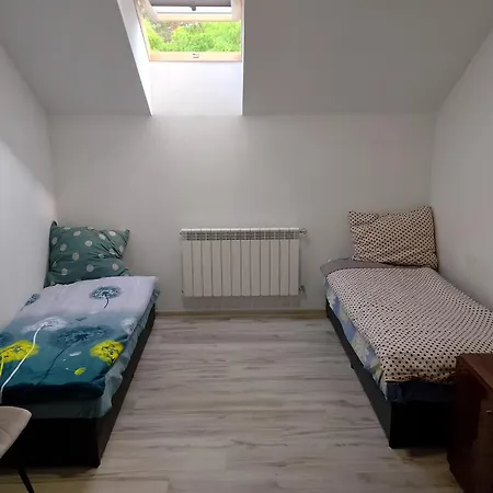 Pod Lasem Hostel *